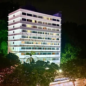 *** Hotel Shangri-la Maleisië